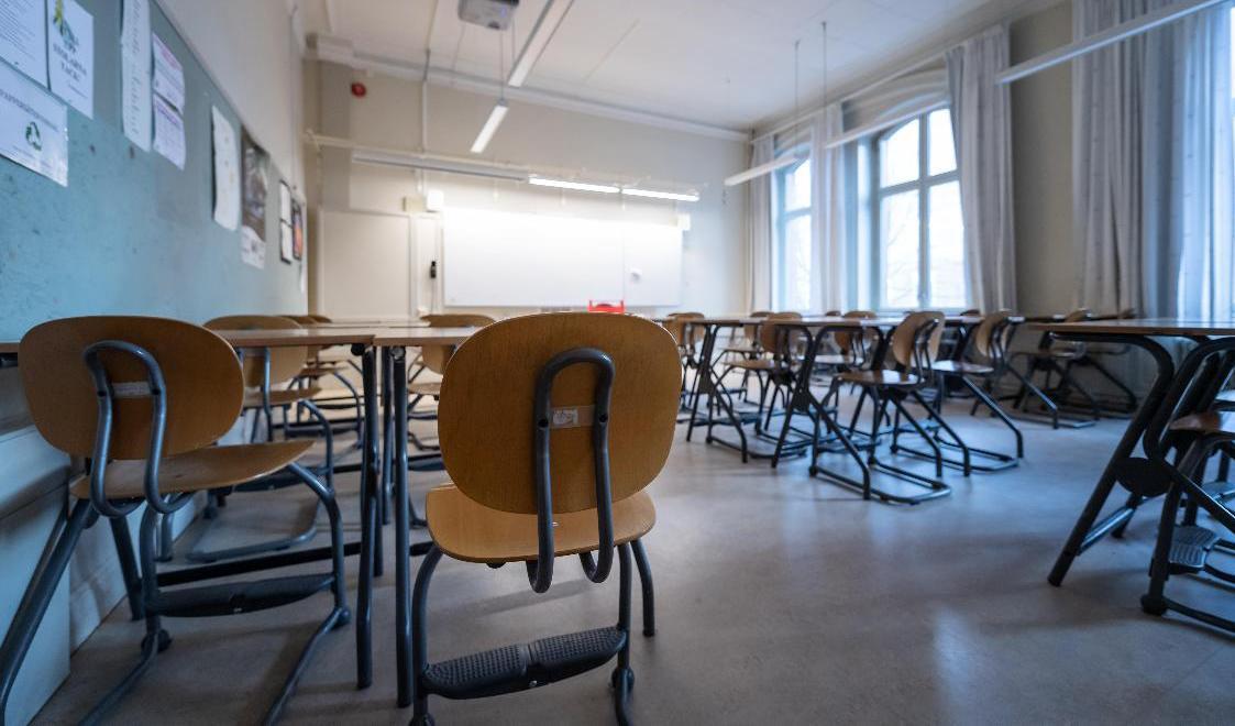 Betygen för enskilda kurser ska slopas, beslutar riksdagen. Arkivbild. Foto: Stina Stjernkvist/TT