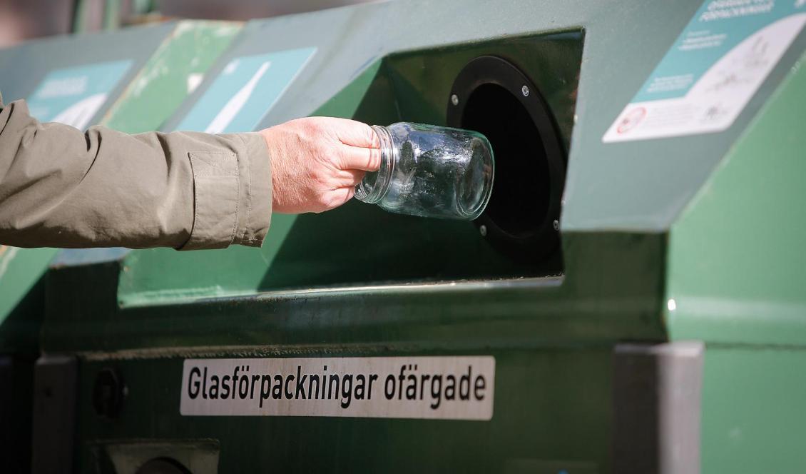 Svenskarna slog rekord i återvinning av förpackningar förra året. Foto: Angelica Söderberg/FTI