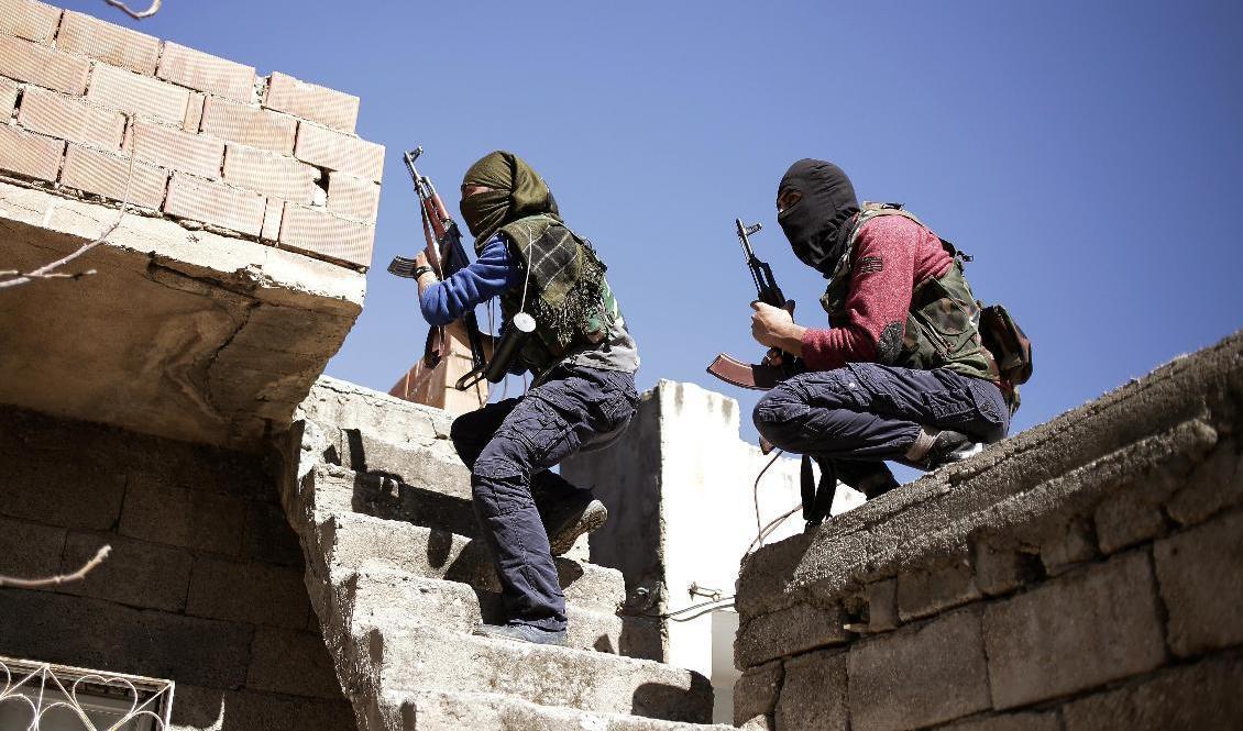 PKK-rebeller på flykt undan turkiska säkerhetsstyrkor. Arkivbild. Foto: Cagdas Erdogan/AP/TT
