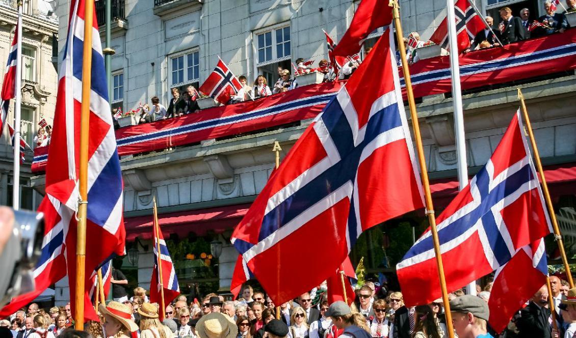 Det är dags att vi i Sverige kan säga som i Norge ”Ja, vi älskar detta land”. Foto: Shutterstock