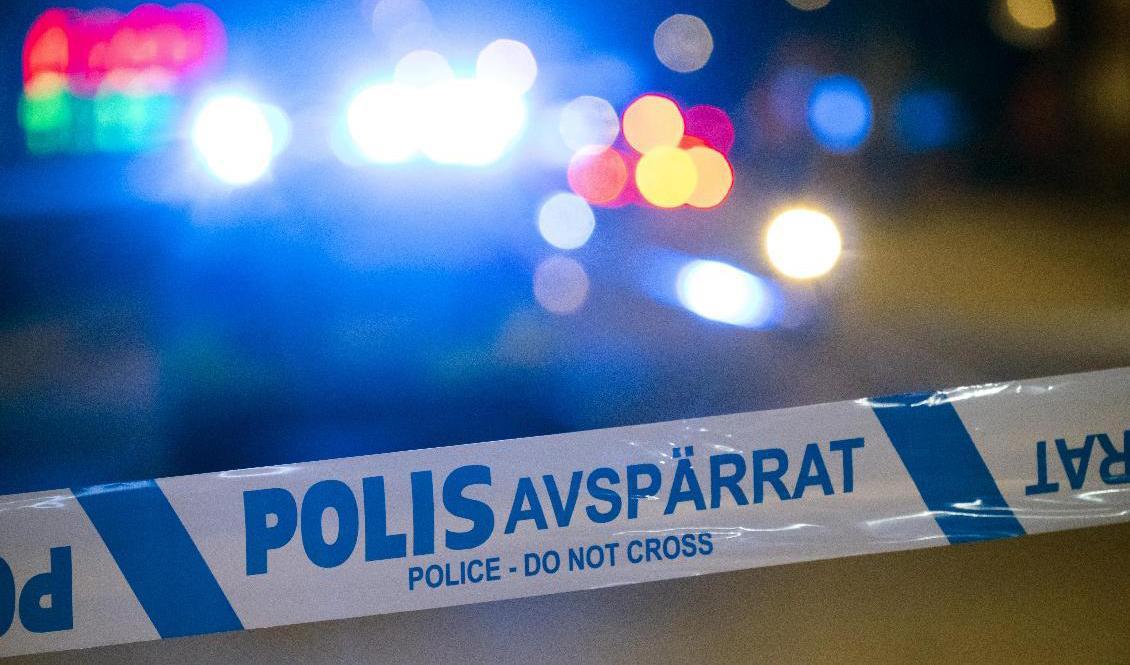 En man har hittats skadad efter skottlossning i Hässelby i nordvästra Stockholm. Foto: Johan Nilsson/TT
