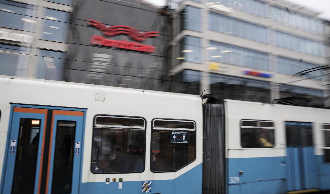Många resenärer som klagar hos Konsumentverket tycker att biljettapparna är krångliga att använda. Arkivbild. Foto: Björn Larsson Rosvall /TT