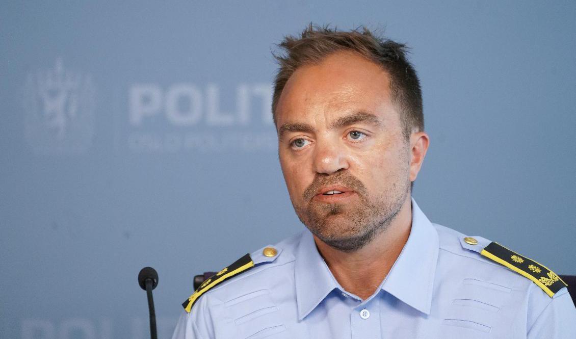 
Børge Enoksen, polisåklagare vid Oslopolisen, vid söndagens pressträff. Foto: Terje Pedersen/NTB/TT                                            