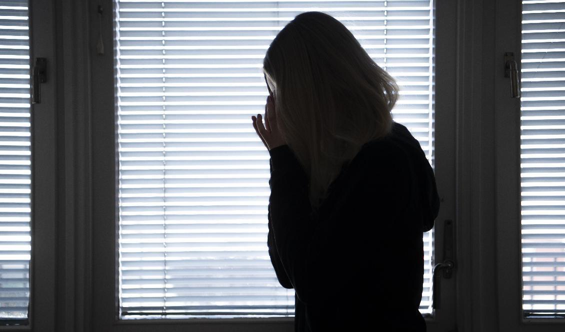 En flicka i yngre tonåren får utreseförbud då hon riskerar att bli bortgift. Arkivbild. Foto: Fredrik Sandberg/TT