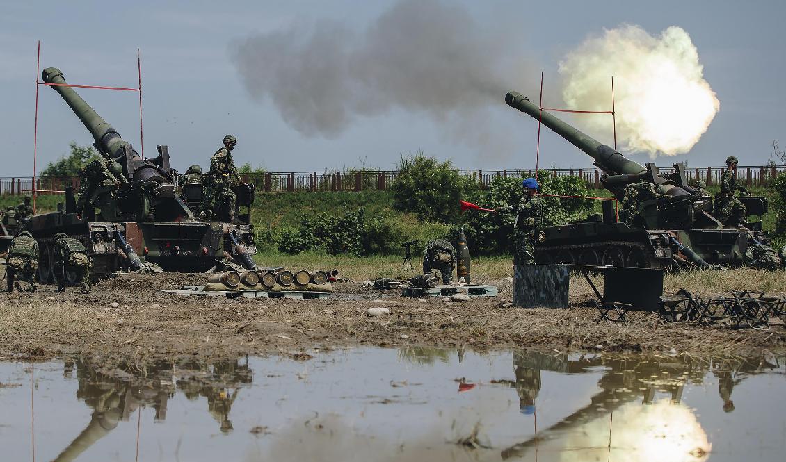 Taiwanesiskt artilleri i en övning från september förra året. Foto: Taiwans försvar/AP/TT