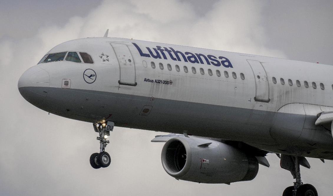 En pilotstrejk beräknas slå ut 800 flygningar till och från Frankfurt och München på fredagen. Arkivbild. Foto: Michael Probst/AP/TT