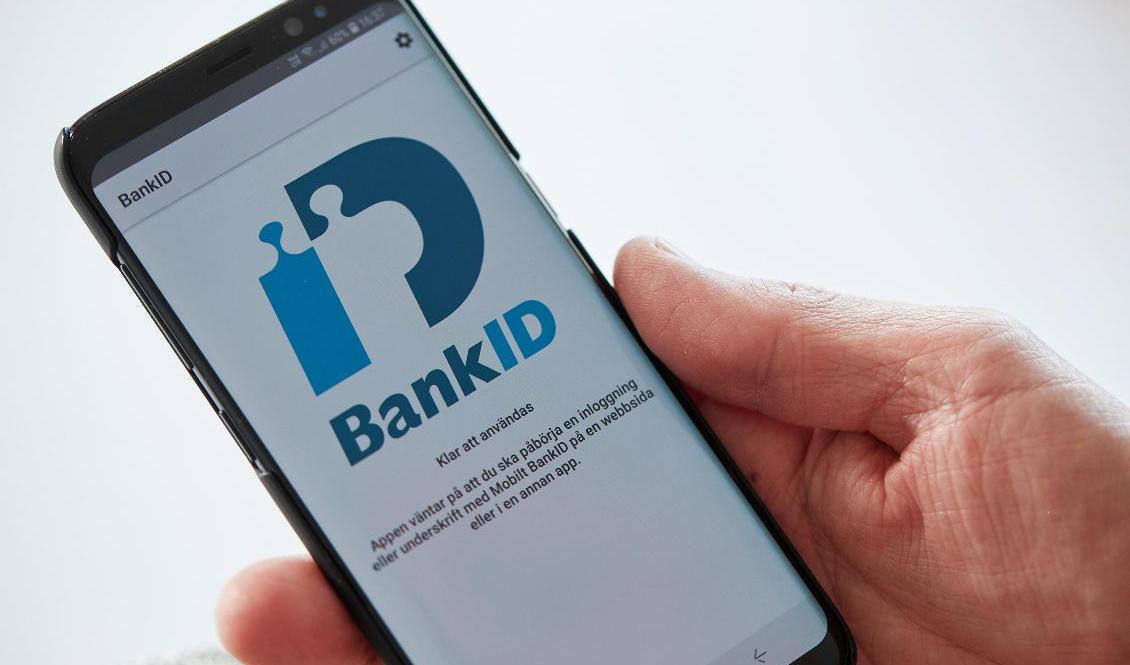 Filadelfiakyrkan i Örebro utsattes för bedrägeri efter det att en person ringde och utgav sig för att vara från bank-id. Arkivbild. Foto: Andreas Hillergren/TT