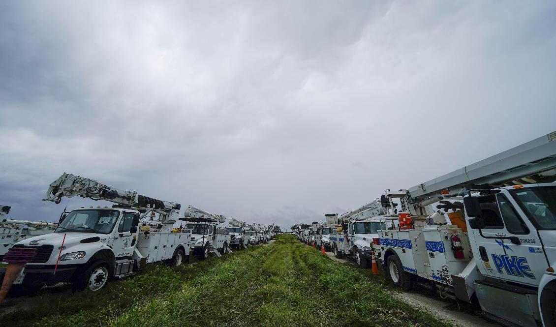 Orkanen Ian har nått USA:s Floridakust. Foto: Gerald Herbert/AP/TT
