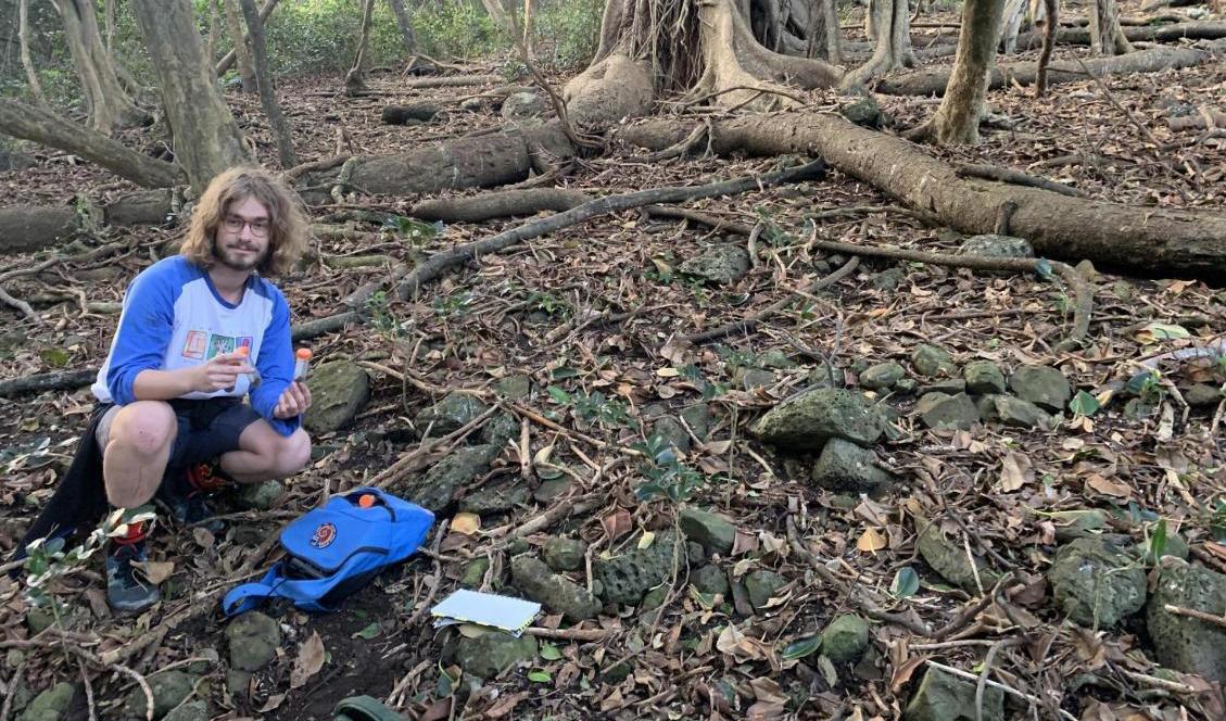 Forskaren Maxim Adams trodde knappt sina ögon när han gjorde upptäckten. Foto: University of Sydney