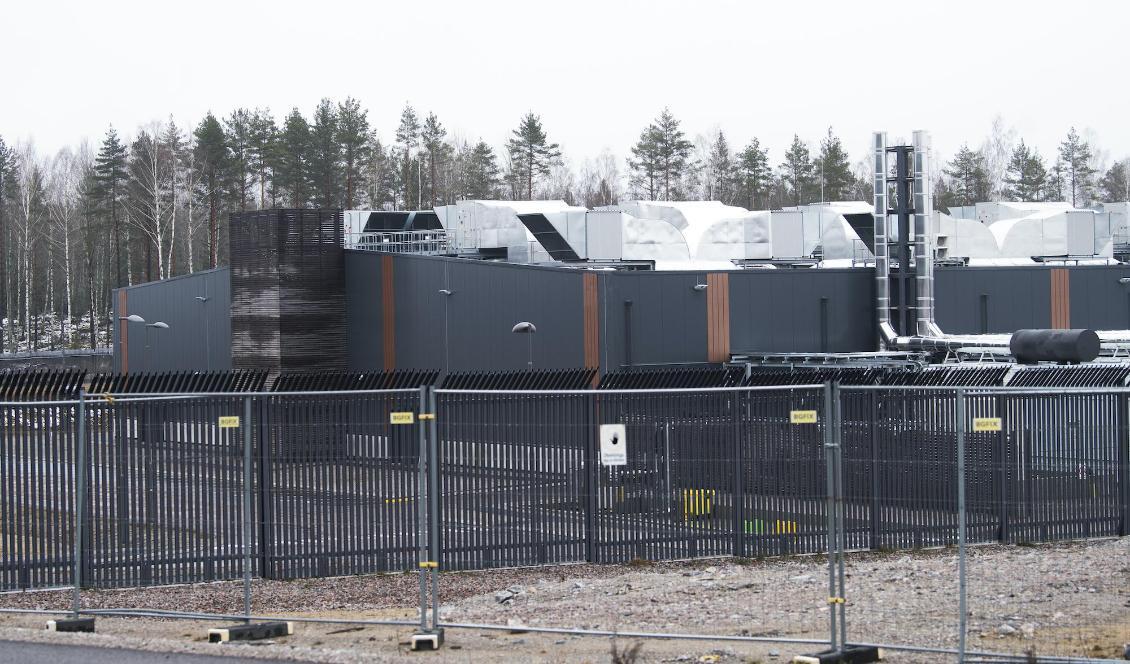 Amazons serverhallar i Eskilstuna, Västerås och Katrineholm uppges tillsammans förbruka lika mycket el som som tre medelstora svenska städer. Foto: Fredrik Sandberg/TT