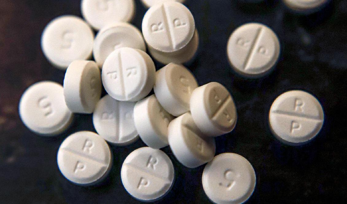 Läkaren misstänks bland annat ha skrivit ut beroendeframkallande opiater till missbrukare. Arkivbild. Foto: Keith Srakocic/AP/TT