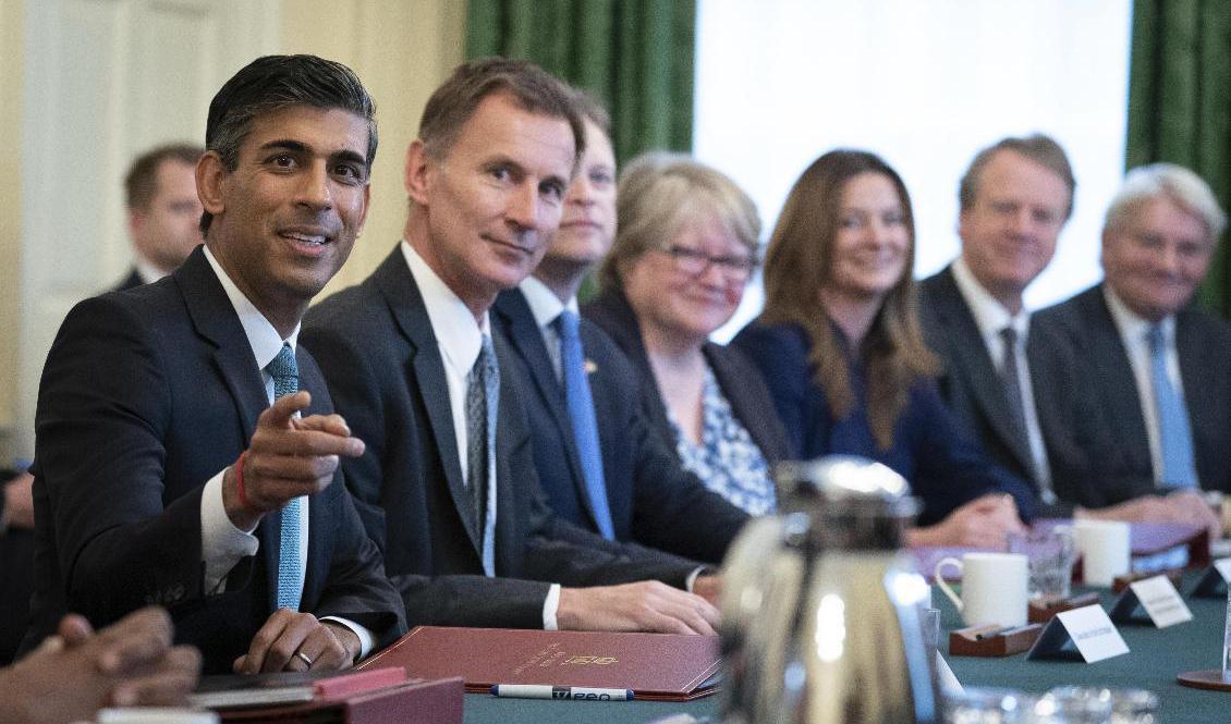 Storbritanniens premiärminister Rishi Sunak med finansminister Jeremy Hunt till höger. Arkivbild. Foto: Stefan Rousseau