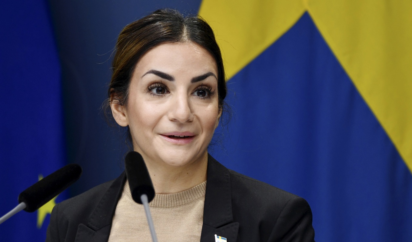 Kulturminister Parisa Liljestrand (M) säger att regeringen planerar en större satsning på så kallade hågkomstresor. Arkivbild. Foto: Lars Schröder/TT