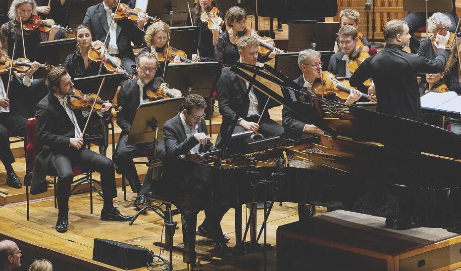 Den virtuose Peter Friis Johansson framförde Netzels pianokonsert tillsammans med Filharmonikerna och Ryan Bancroft. Foto: Yanan Li