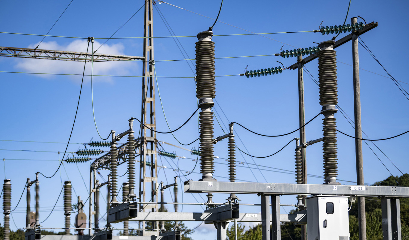 Svenska kraftnät vågar ännu inte föreslå någon återbäring till elkunder av flaskhalsavgifter för 2023. Osäkerheten om inflödet är för stort. Arkivbild. Foto: Johan Nilsson/TT