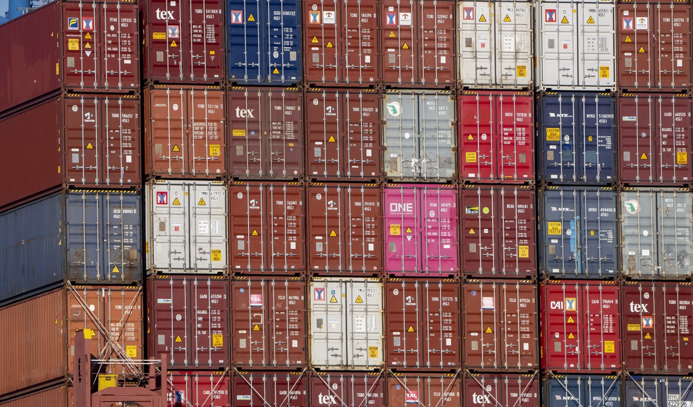 Aarhus hamn kommer att ta emot 600 enheter med militärt materiel från USA nästa vecka. Arkivbild. Foto: Michael Probst/AP