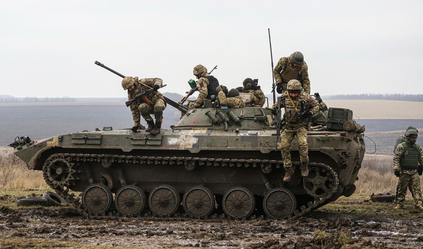 Ukrainska soldater under träning i Zaporizjzja-regionen. Arkivbild. Foto: Kateryna Klochko/AP/TT