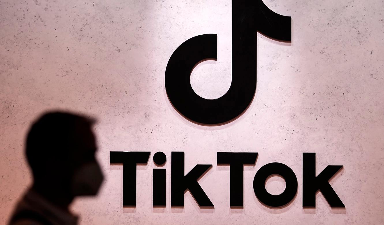 Nu lanseras förslag om Tiktok-förbud i det danska folketinget. Arkivbild. Foto: Martin Meissner/AP Photo/TT