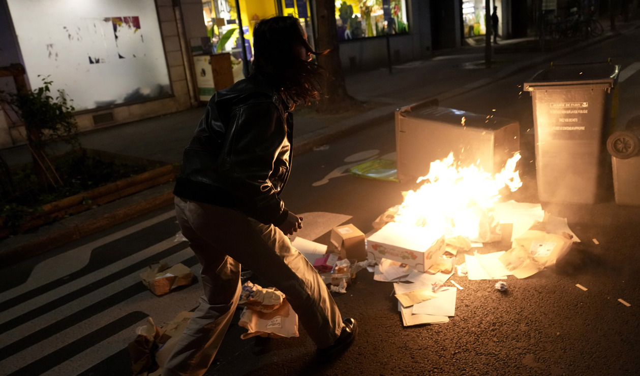 Protesterna fortsätter i Frankrike på söndagen. Arkivbild. Foto: Lewis Joly/AP/TT