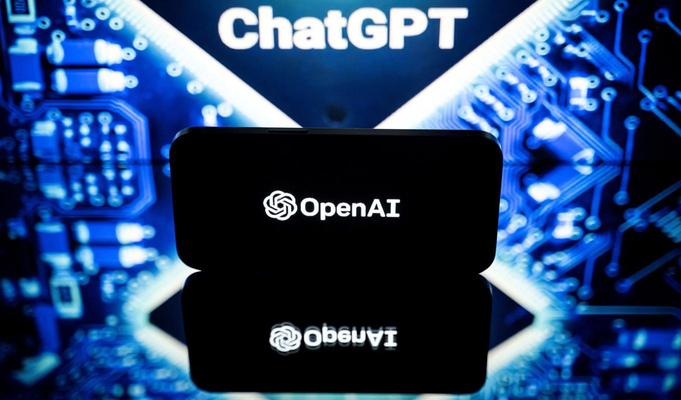 Bakom textroboten ChatGPT står forskningsbolaget OpenAI. Foto: Lionel Bonaventure/Getty Images