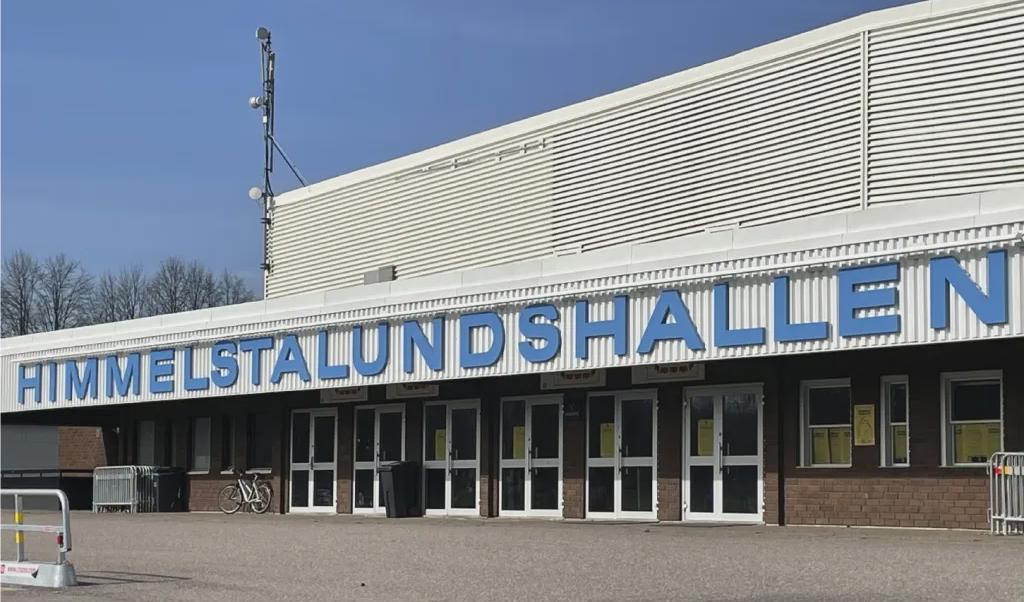 Vita Hästens hemmaarena är Himmelstalundshallen som ligger strax utanför Norrköping, i ena hörnet av ett område som är känt för sina hällristningar.Foto: Göran Jacobson