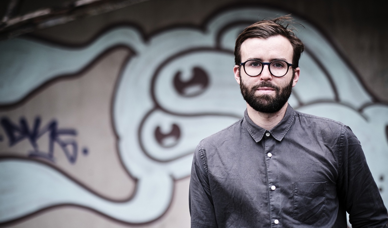 Johan Farkas vid Malmö universitet har forskat om hur så kallade fake news bemöts och vad de beror på. Foto: Håkan Röjder