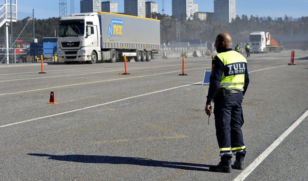 Kriminella utnyttjas transportföretag för att smuggla narkotika. Ofta vet företagen inte om att de utnyttjas, rapporterar Sveriges Radio. Arkivbild. Foto: ANDERS WIKLUND / TT