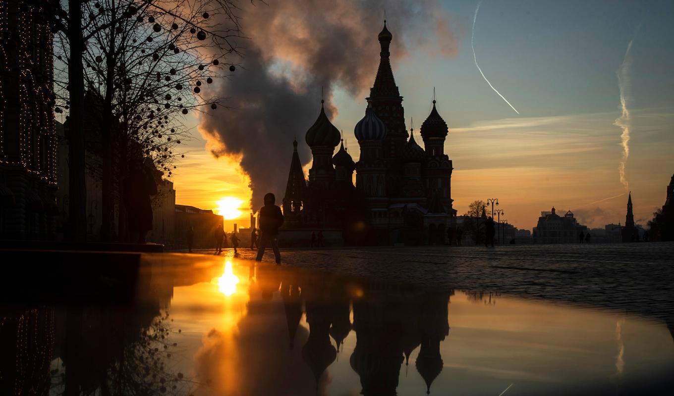 Ryssland utgör enligt Säpo det största underrättelsehotet mot Sverige. På bilden Vasilijkatedralen på Röda torget i Moskva. Arkivbild. Foto: Pavel Golovkin/AP/TT