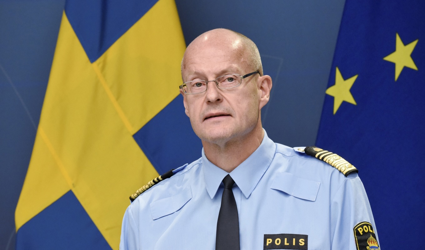 Vid en presskonferens slog polisens interutredare fast att rikspolisen borde överväga att sparka Mats Löfving. Arkivbild Foto: Marko Säävälä/TT