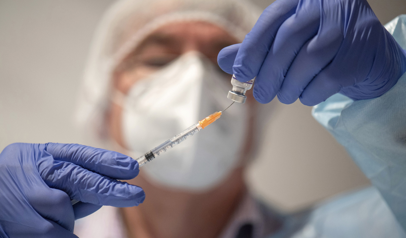 Tyska domstolar ska nu granska fall om påstådda vaccinbiverkningar. Arkivbild. Foto: Boris Roessler/DPA/AP/TT