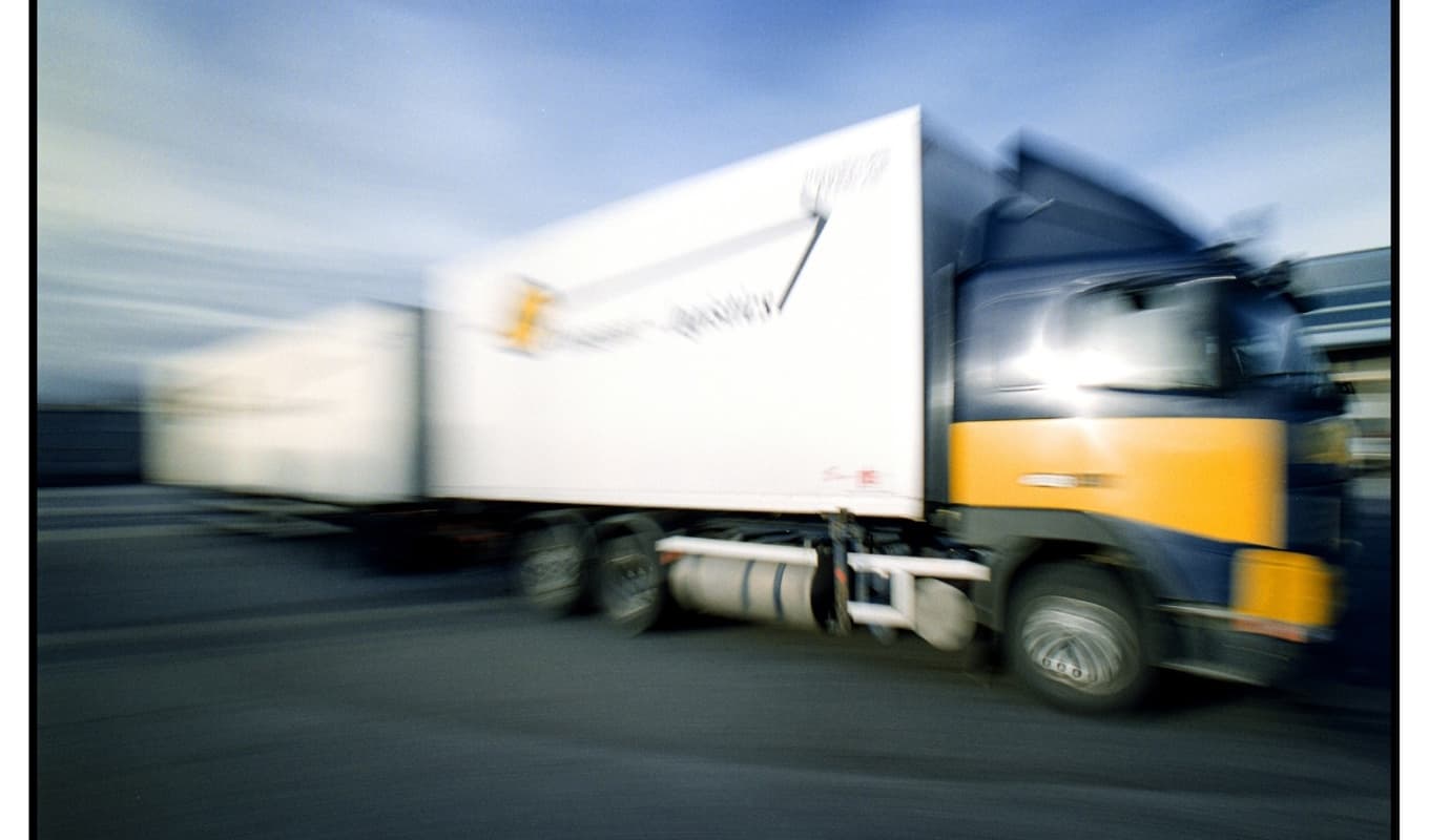 Bygg, industri och transport – tre sektorer som behöver mer arbetskraft. Arkivbild. Foto: Fredrik Persson/TT