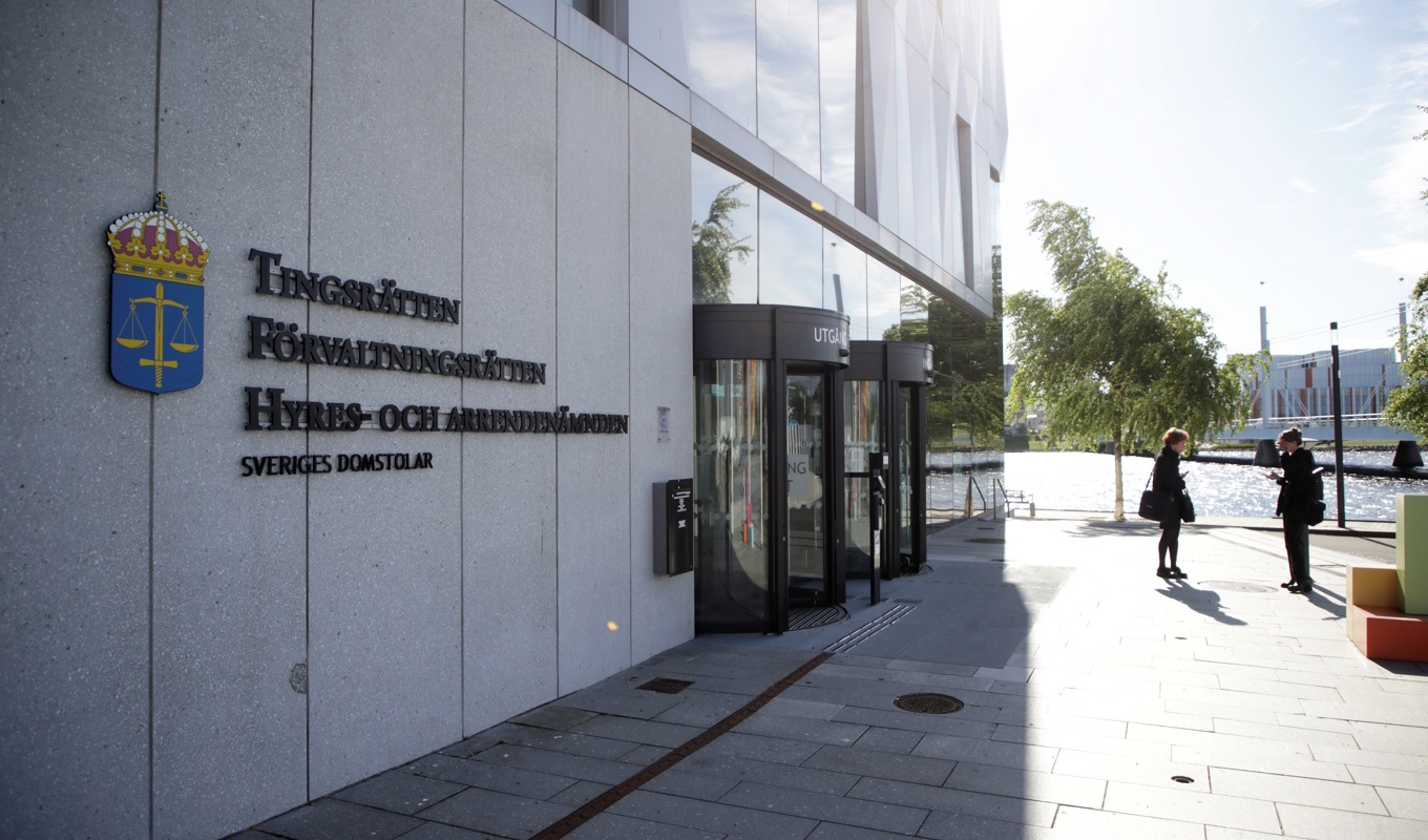 Två män har dömts till fängelsestraff av Jönköpings tingsrätt efter ha utfört flera bedrägerier och stölder mot äldre. Arkivbild. Foto: Adam Ihse/TT