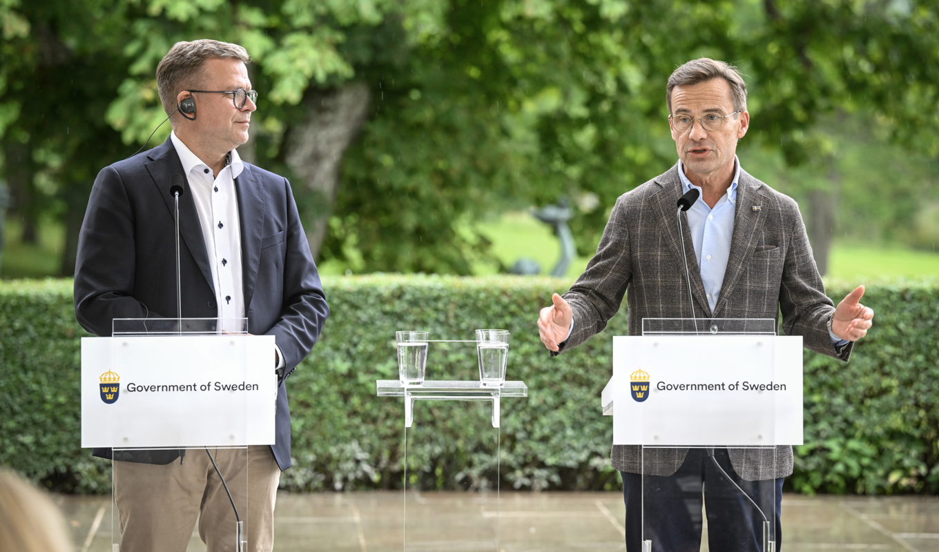 Finlands statsminister Petteri Orpo (Saml) och statsminister Ulf Kristersson (M) håller en pressträff då de möts på Harpsund. Foto: Fredrik Sandberg/TT