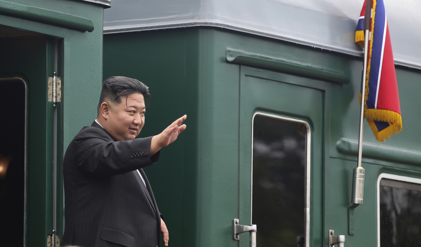 Nordkoreas ledare Kim Jong-Un uppges öppna landets gräns. Arkivbild. Foto: Primorskij Krajs myndighet via AP/TT