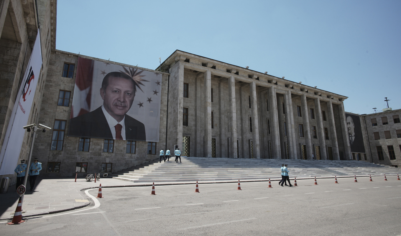 Explosionen inträffade nära parlamentsbyggnaden i Ankara. Arkivbild. Foto: Burhan Ozbilici/AP/TT
