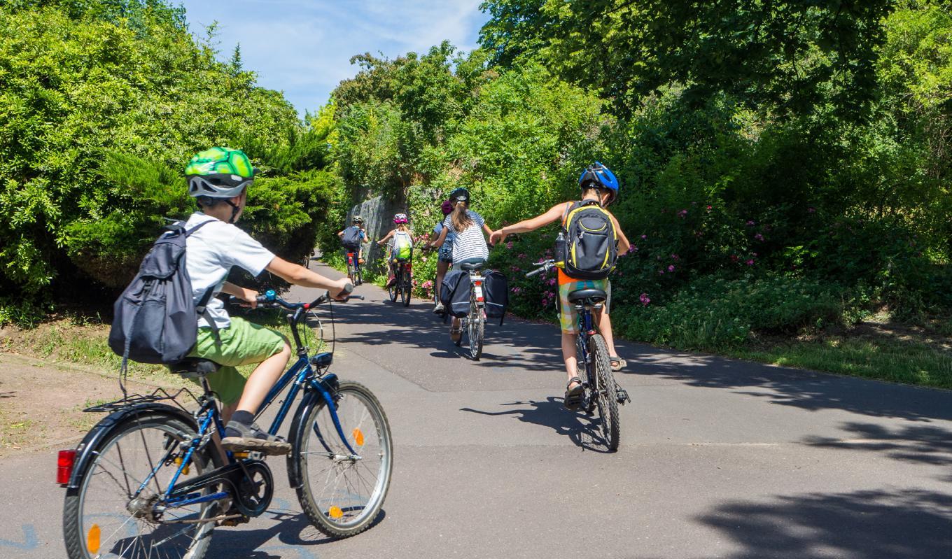 I projektet Aktiva skoltransporter i uppmuntras barn att cykla eller gå tillsammans till skolan. Foto: Shutterstock
