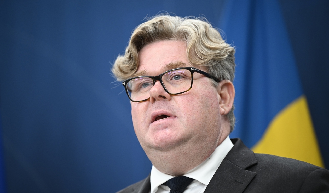 Gunnar Strömmer (M) kommenterar skottlossningen i Bryssel. Arkivbild. Foto: Anders Wiklund /TT