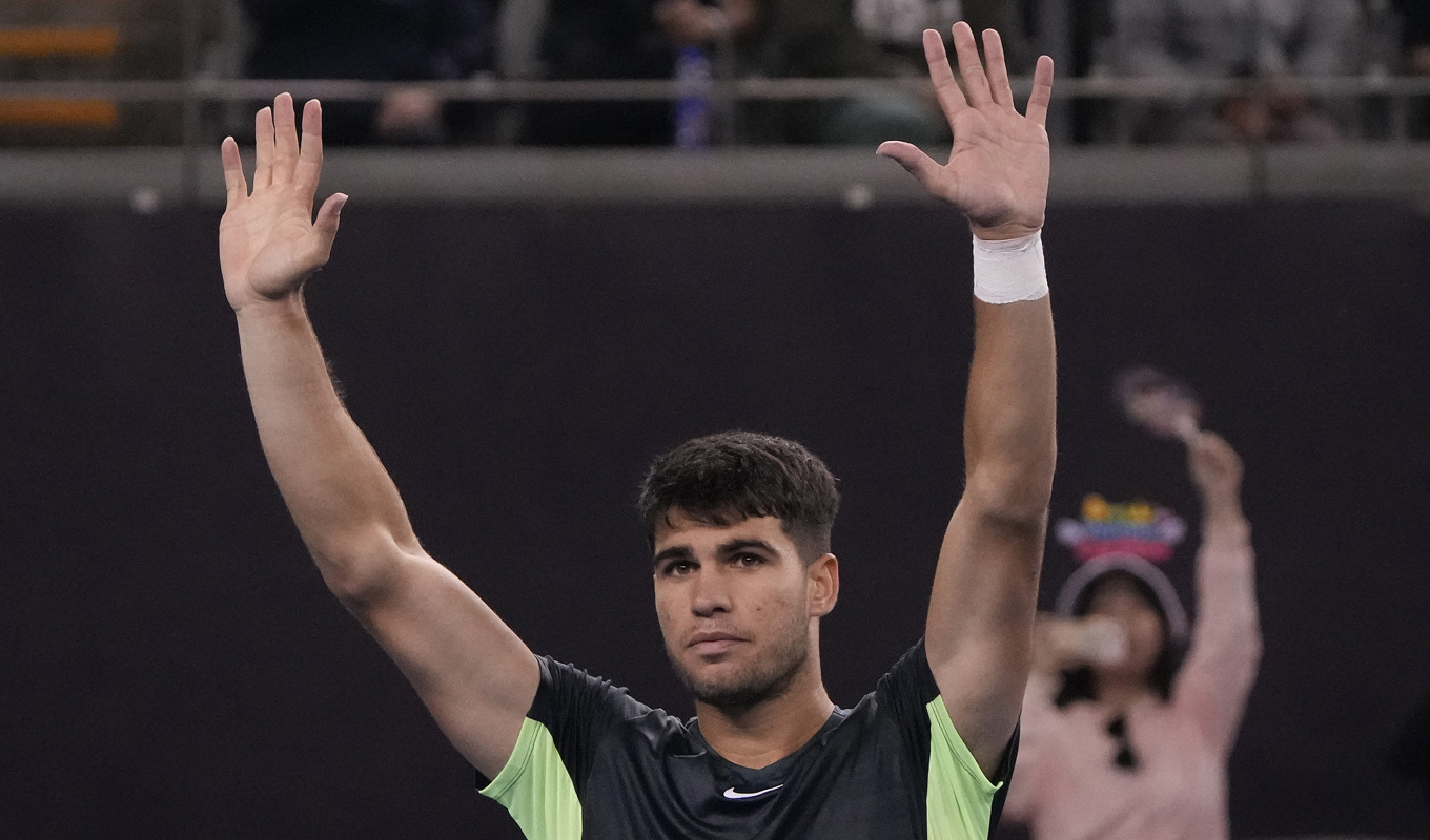 Carlos Alcaraz är redo att börja spela tennis igen efter att ha varit skadad. Arkivbild. Foto: Andy Wong/AP/TT