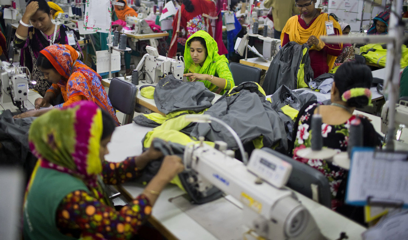 Tusentals textilarbetare i Bangladesh har gått ut i strejk i protest mot låga löner. Arkivbild. Foto: A.M. Ahad/AP/TT