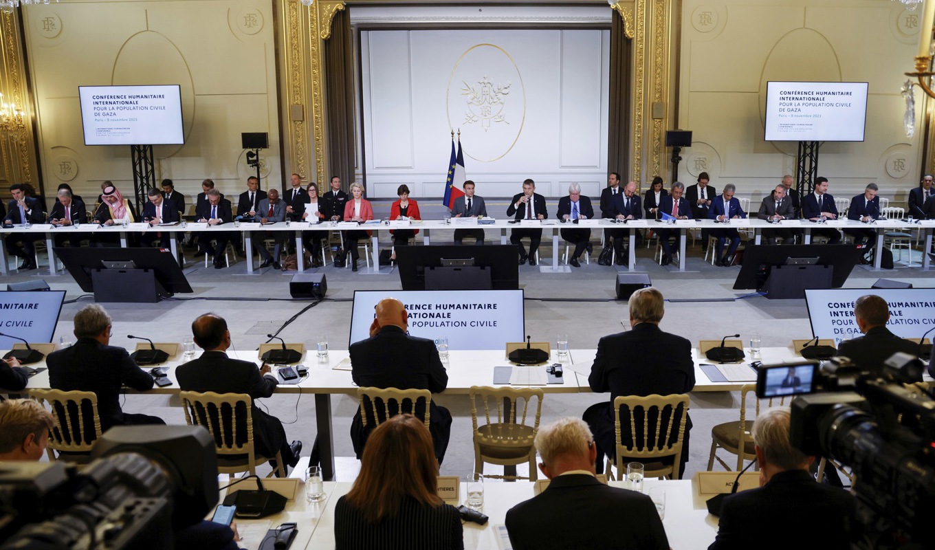 Hjälp till Gazaremsan diskuteras under torsdagens möte i Paris, där över 50 länder deltar. Foto: Ludovic Marin/AP/TT