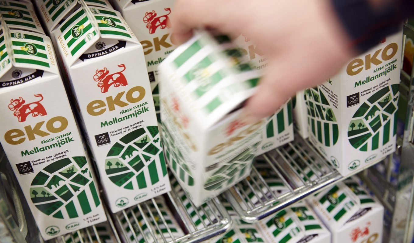 Trenden med att svenskarna köper mindre ekologiskt har fortsatt – om än i något lägre takt. Arkivbild. Foto: Fredrik Persson/TT
