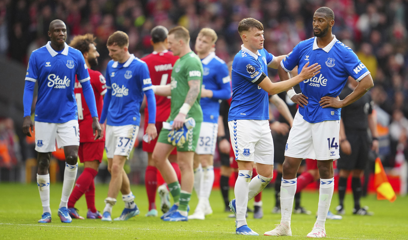 Everton straffas med tio poängs avdrag. Arkivbild. Foto: Jon Super/AP/TT