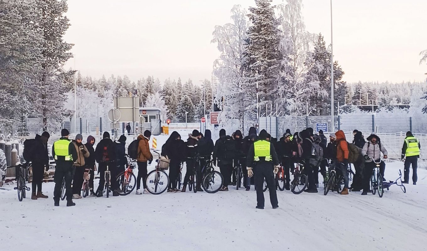 35 personer anlände till gränsstationen i Salla på måndagen. Foto: Lapplands Gränsbevakningssektion/TT