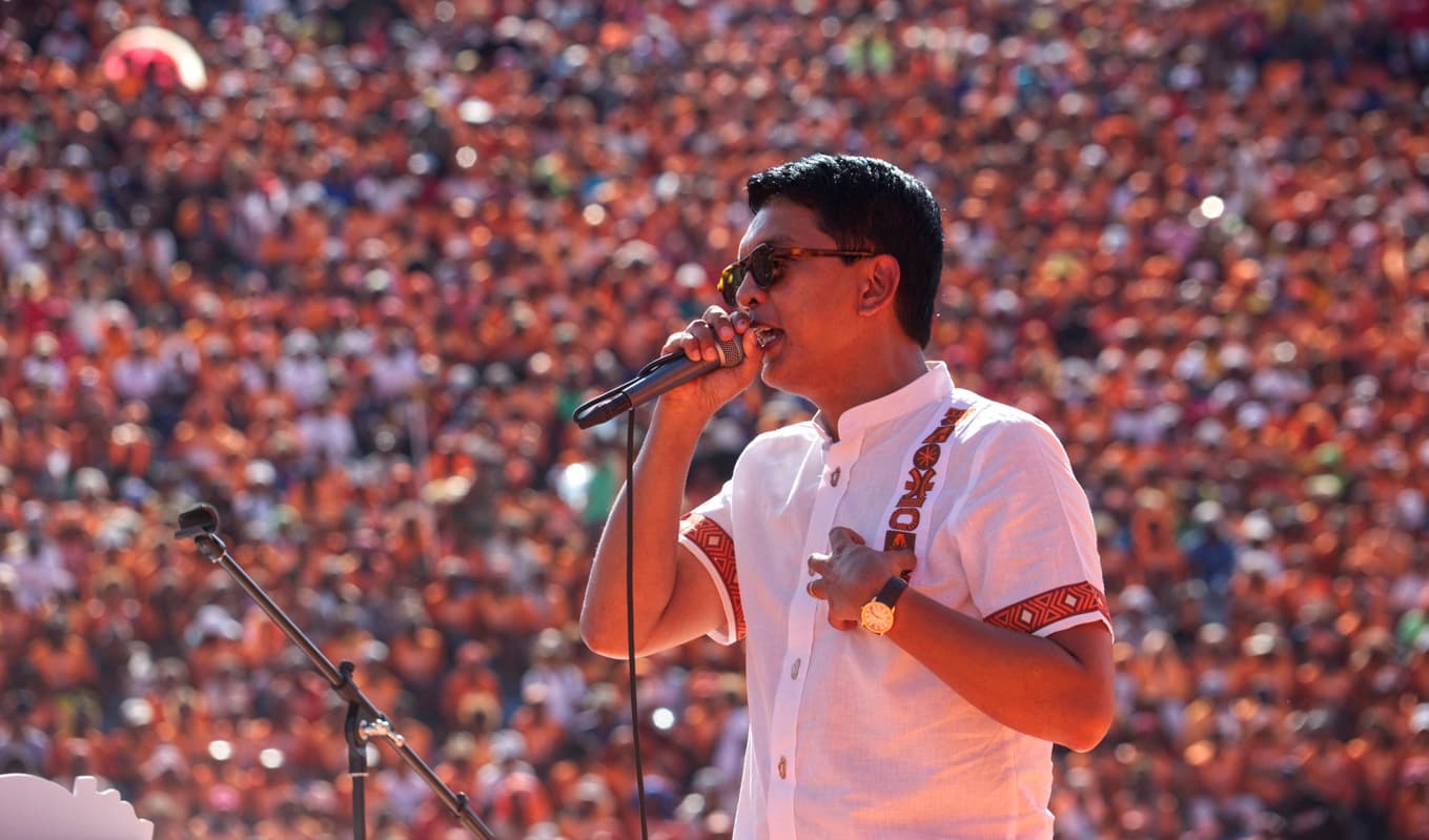 Andry Rajoelina fortsätter som president i Madagaskar. Foto: Alexander Joe/AP/TT
