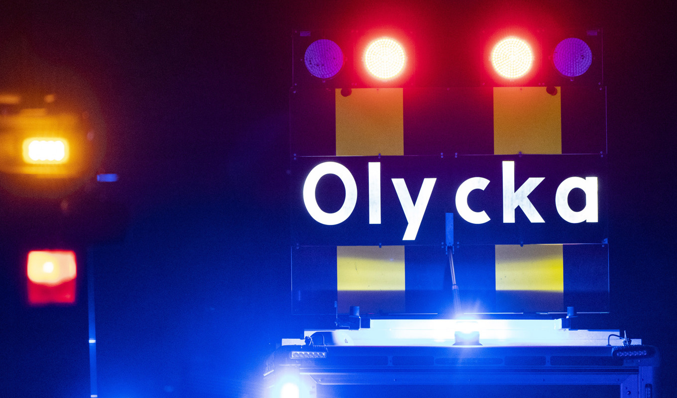 E4 har stängts av i båda riktningar i höjd med Åstorp på grund av en lastbil som vält. Arkivbild. Foto: Johan Nilsson/TT