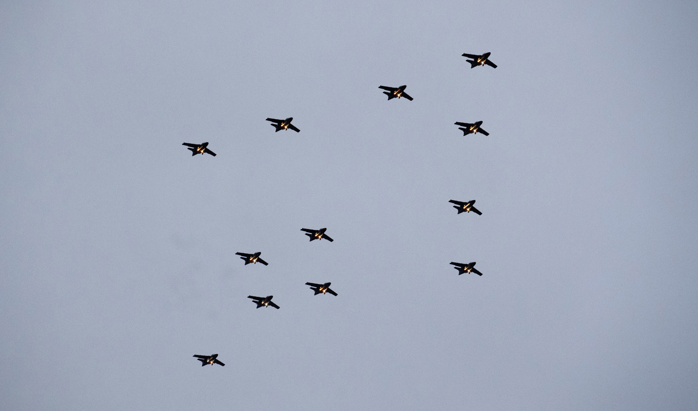 Årets upplaga av luftstridsskolans julgransflygning blir den sista med modellen SK 60. Arkivbild. Foto: Jessica Gow/TT