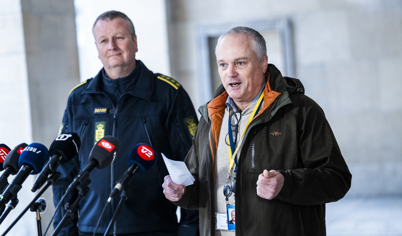 Polisinspektör Peter Dahl och Flemming Drejer, operativ chef för danska säkerhetspolisen PET, under en presskonferens på torsdagen. Foto: Martin Sylvest/Ritzau/TT