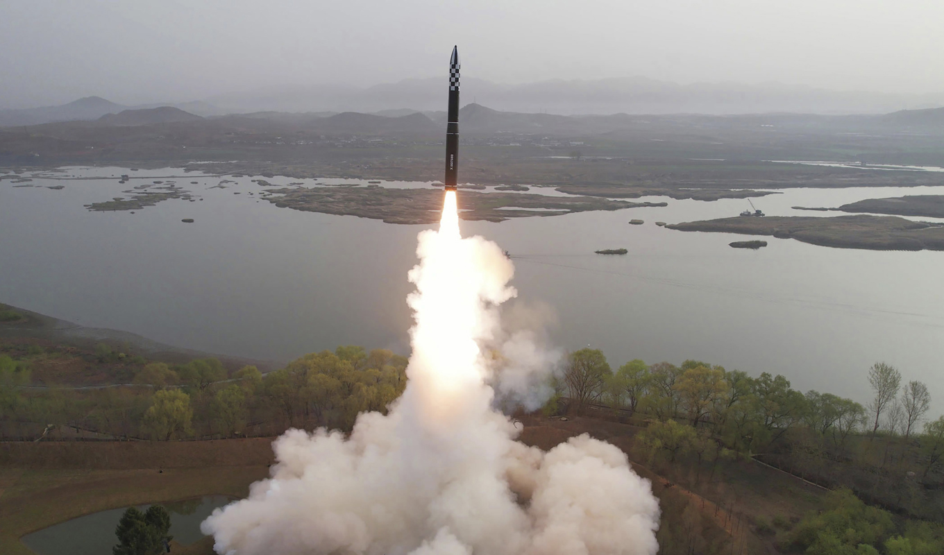 Initialt uppges inte vilken typ av robot det är eller hur långt den tog sig. Arkivbild. Foto: KCNA/AP/TT