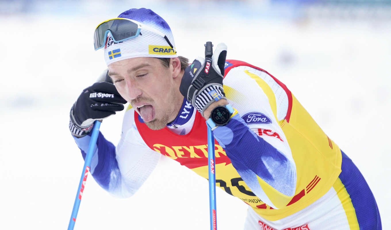 Calle Halfvarsson är borta från sprinten. Foto: Terje Pedersen/NTB/TT