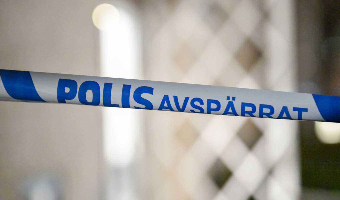 Trapphuset i Burlöv är avspärrat och polisen har inlett en förundersökning om försök till mord. Arkivbild. Foto: Tim Aro/TT